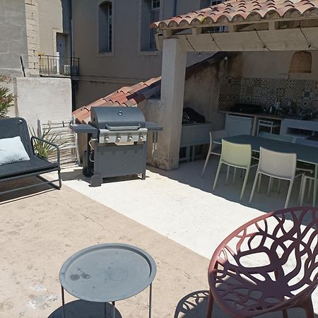 Maison Intra Muros, Terrasses Avec Vue Jaccuzzi Et Garage Avignon Phòng bức ảnh